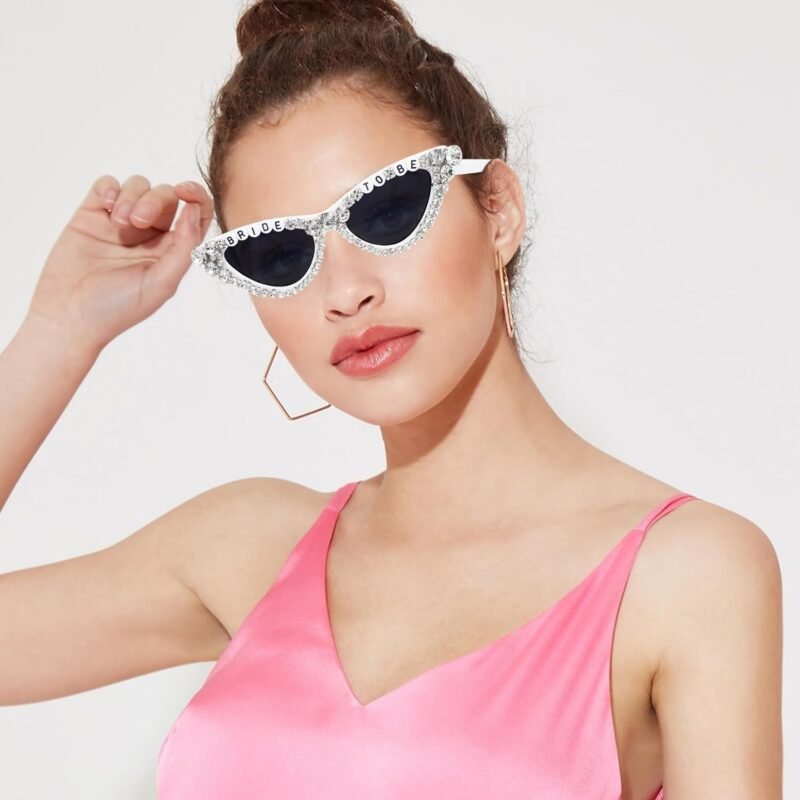 Carsbyvictor Sunglasses Cat EyeBride Sunglasses for Bachelorette White Heart Glasses for Bride to Be Gift, Bachelorette Accessories Party Favors